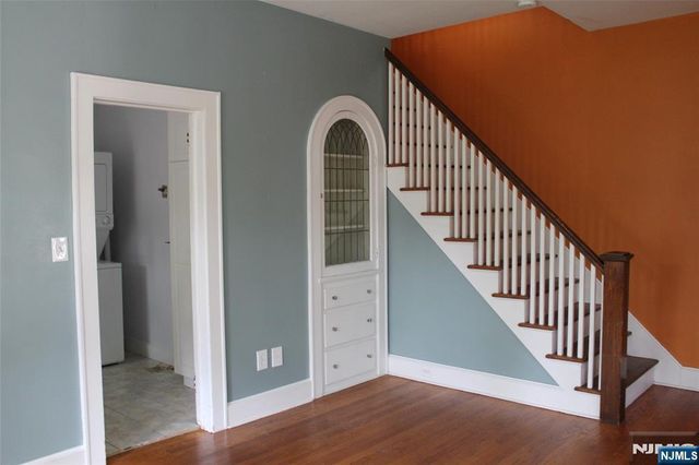 25 Monroe Street, Ridgewood, NJ 07450