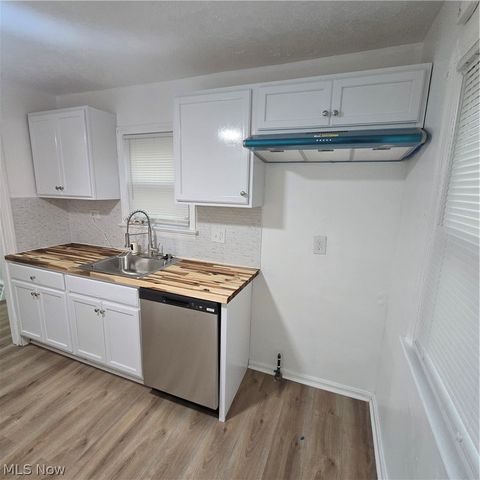 12604 Crossburn Avenue, Cleveland, OH 44135