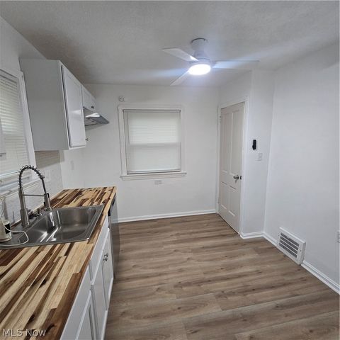 12604 Crossburn Avenue, Cleveland, OH 44135