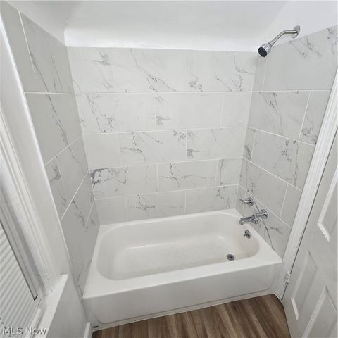 12604 Crossburn Avenue, Cleveland, OH 44135