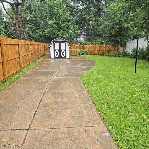 12604 Crossburn Avenue, Cleveland, OH 44135