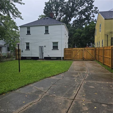 12604 Crossburn Avenue, Cleveland, OH 44135