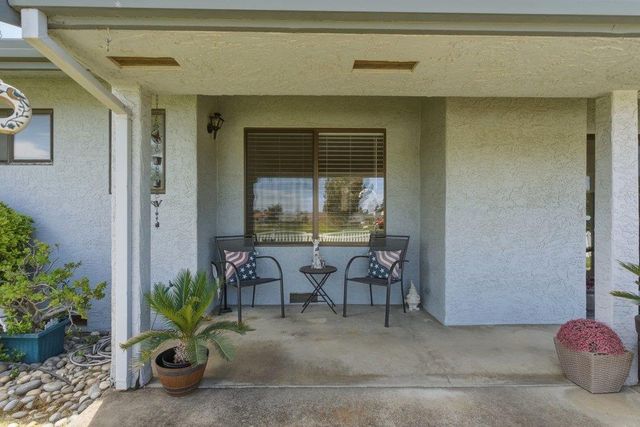 805 S Ridgemark Drive, Hollister, CA 95023