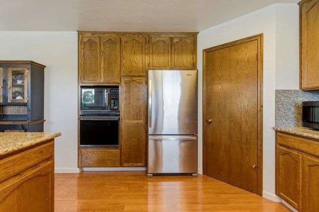 805 S Ridgemark Drive, Hollister, CA 95023