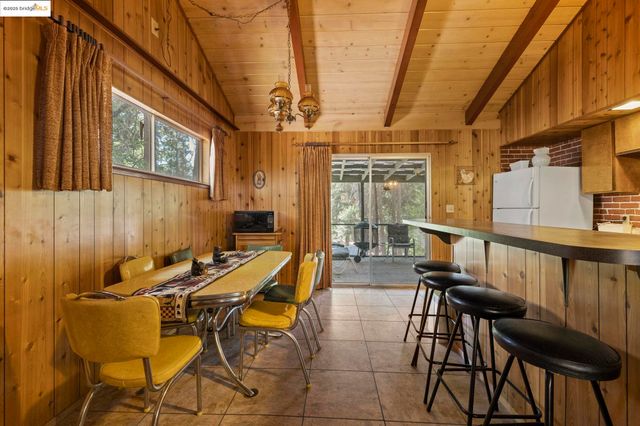 24318 Kalanu Pl, Mi Wuk Village, CA 95346