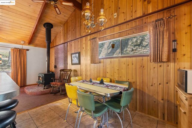 24318 Kalanu Pl, Mi Wuk Village, CA 95346