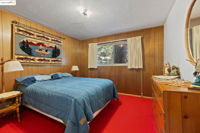 24318 Kalanu Pl, Mi Wuk Village, CA 95346