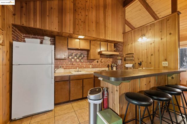 24318 Kalanu Pl, Mi Wuk Village, CA 95346