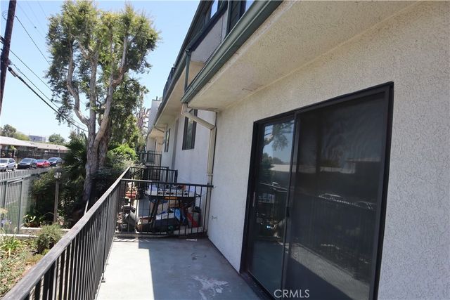 9047 Langdon 4, Los Angeles, CA 91343