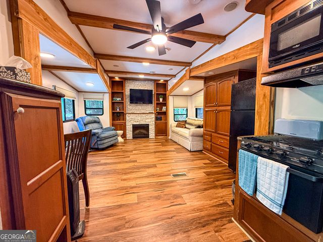 22 Nob Hill Ridge, Cleveland, GA 30528