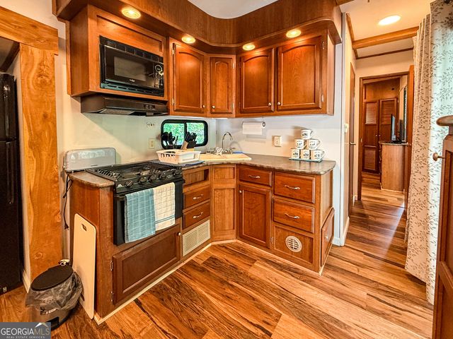 22 Nob Hill Ridge, Cleveland, GA 30528