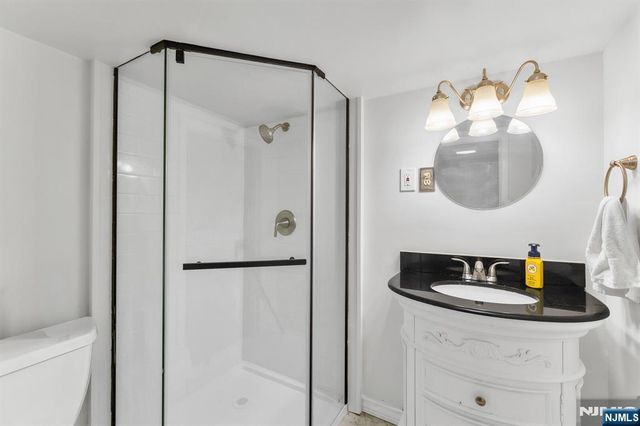 207 Garden Road, Pompton Lakes, NJ 07442