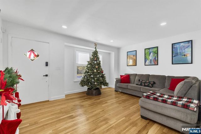 207 Garden Road, Pompton Lakes, NJ 07442