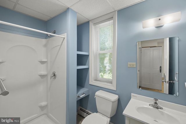 63 W LINCOLN AVE, Gettysburg, PA 17325