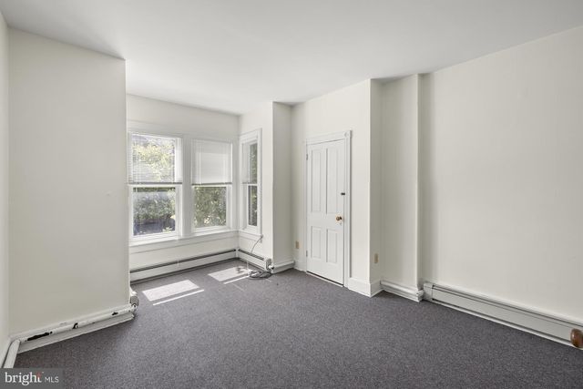 63 W LINCOLN AVE, Gettysburg, PA 17325