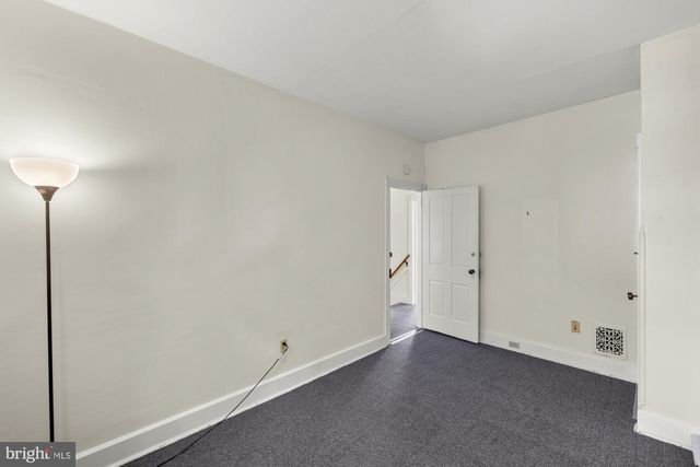 63 W LINCOLN AVE, Gettysburg, PA 17325