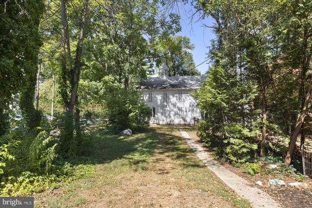 63 W LINCOLN AVE, Gettysburg, PA 17325