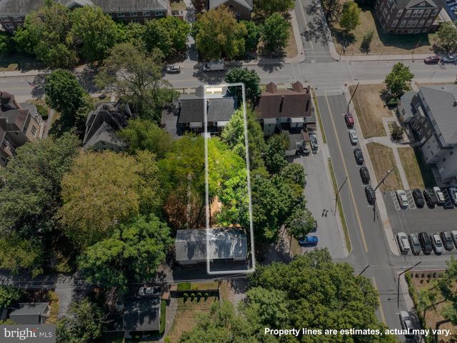 63 W LINCOLN AVE, Gettysburg, PA 17325