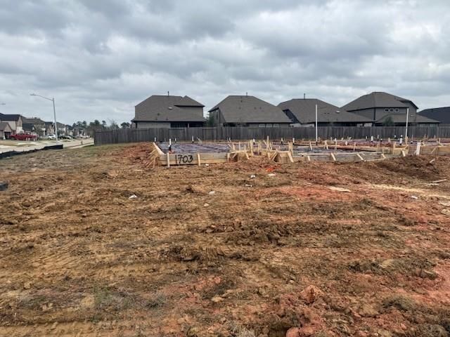 1703 Pecan Woods Lane, Conroe, TX 77301