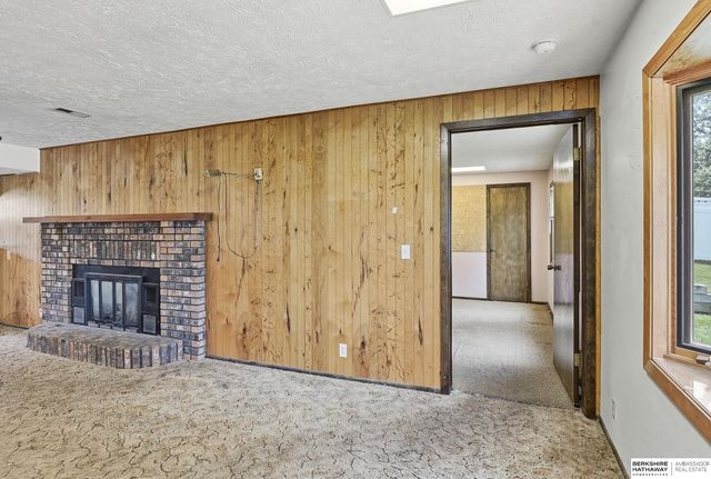 1218 S 164th Avenue, Omaha, NE 68130