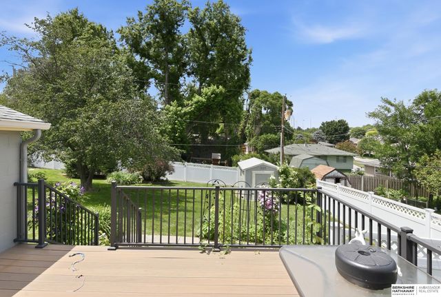 1218 S 164th Avenue, Omaha, NE 68130