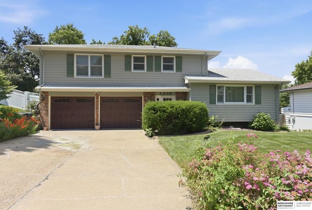 1218 S 164th Avenue, Omaha, NE 68130