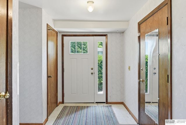 1218 S 164th Avenue, Omaha, NE 68130