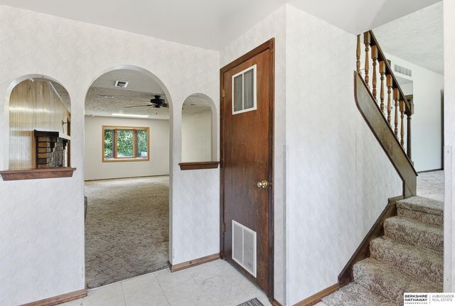 1218 S 164th Avenue, Omaha, NE 68130