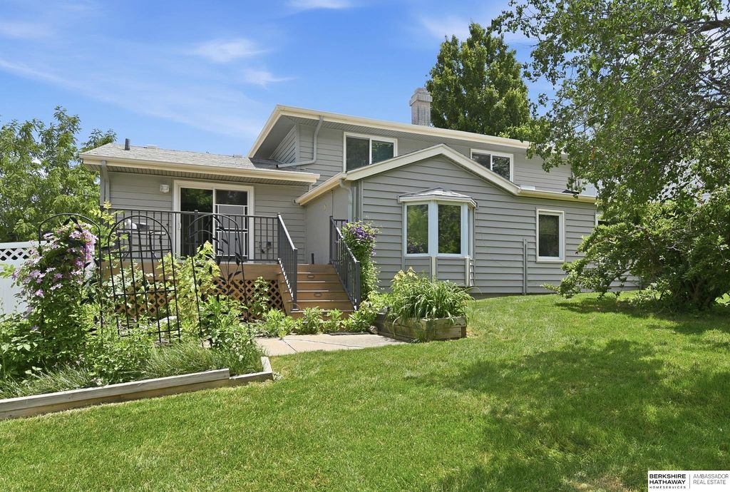 1218 S 164th Avenue, Omaha, NE 68130