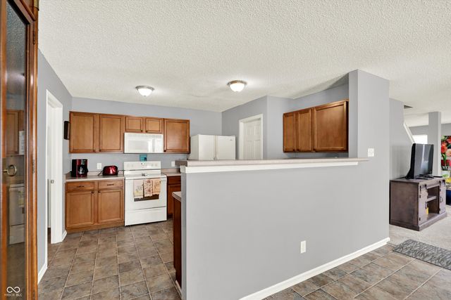 12154 Lindley Drive, Noblesville, IN 46060