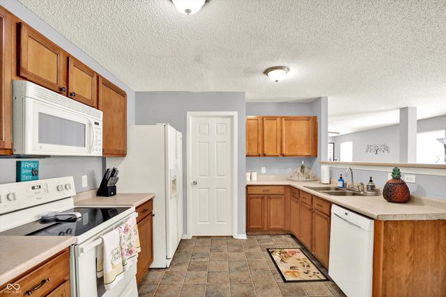 12154 Lindley Drive, Noblesville, IN 46060