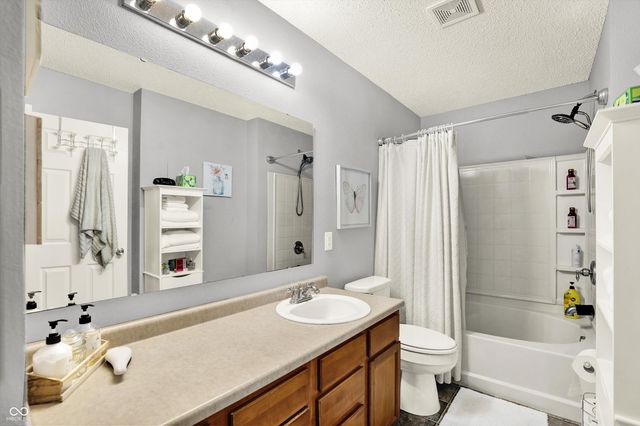 12154 Lindley Drive, Noblesville, IN 46060