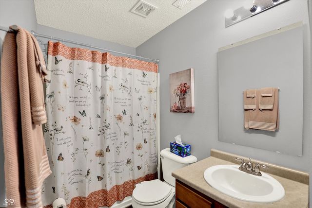 12154 Lindley Drive, Noblesville, IN 46060