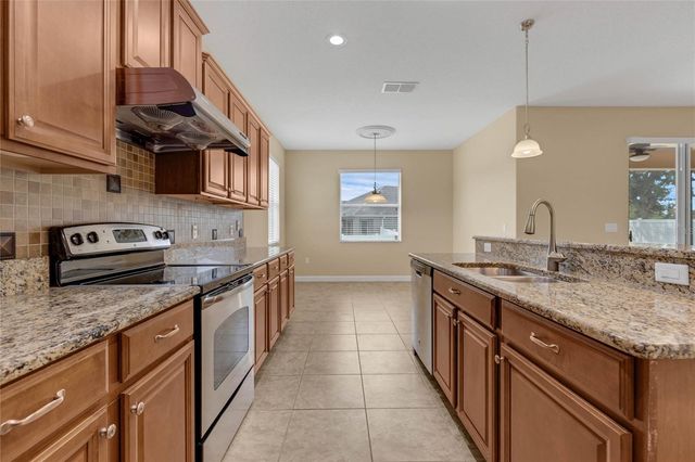 5244 ROYCE DRIVE, Mount Dora, FL 32757