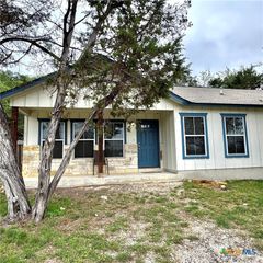 1439 Bonnyview Drive, Canyon Lake, TX 78133