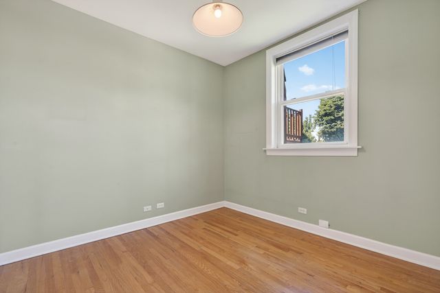4308 W Waveland Avenue 2, Chicago, IL 60641