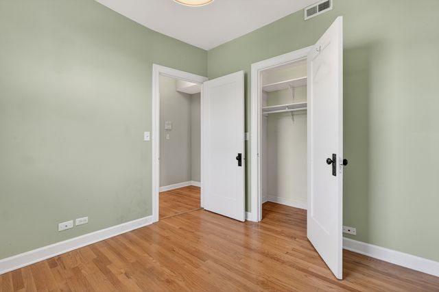 4308 W Waveland Avenue 2, Chicago, IL 60641