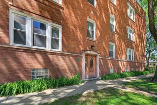 4308 W Waveland Avenue 2, Chicago, IL 60641