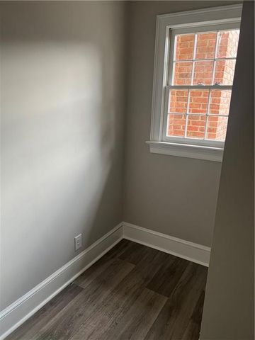 5033 Charlemagne SW Way, Lilburn, GA 30047