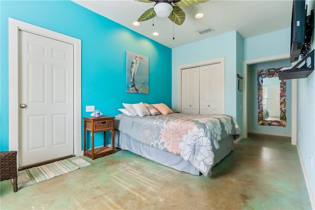 2525 S 11th St 44, Port Aransas, TX 78373