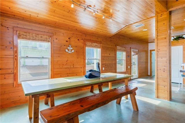 2525 S 11th St 44, Port Aransas, TX 78373