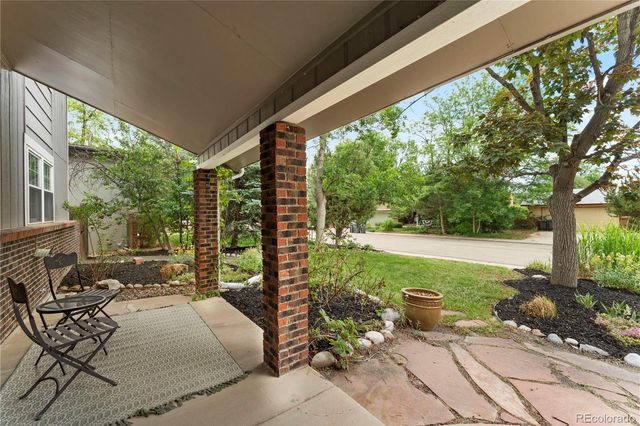 990 Sparta Drive, Lafayette, CO 80026