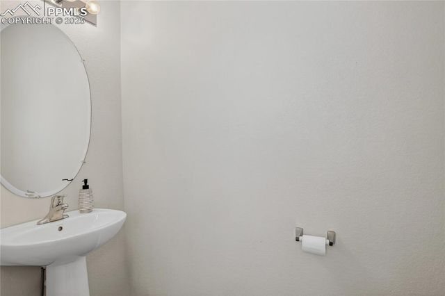 10179 Intrepid Way, Colorado Springs, CO 80925