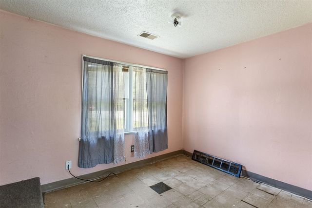 1512 New Street, Muskegon, MI 49442