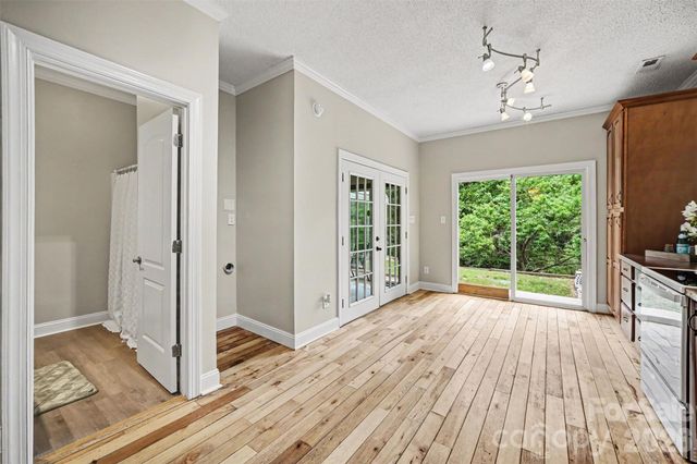 313 Oakland Avenue, Belmont, NC 28012