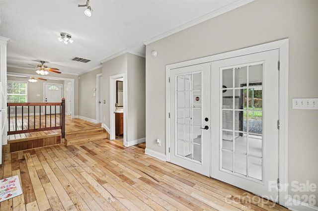 313 Oakland Avenue, Belmont, NC 28012