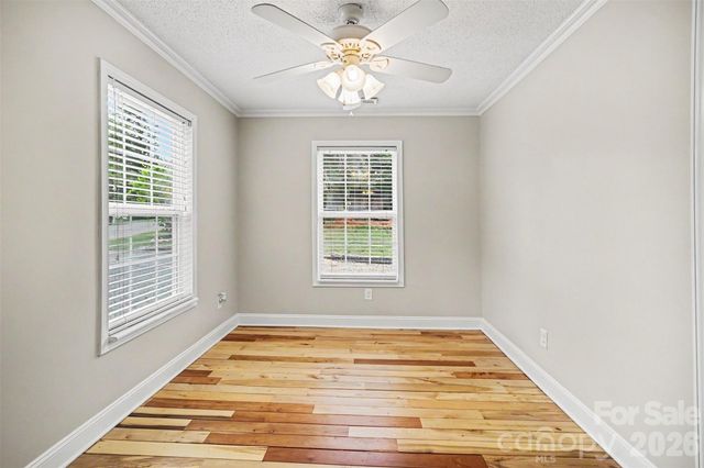 313 Oakland Avenue, Belmont, NC 28012