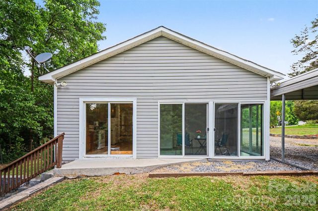 313 Oakland Avenue, Belmont, NC 28012