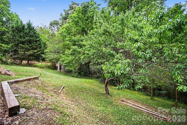 313 Oakland Avenue, Belmont, NC 28012