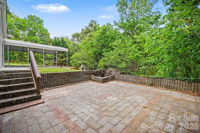 313 Oakland Avenue, Belmont, NC 28012